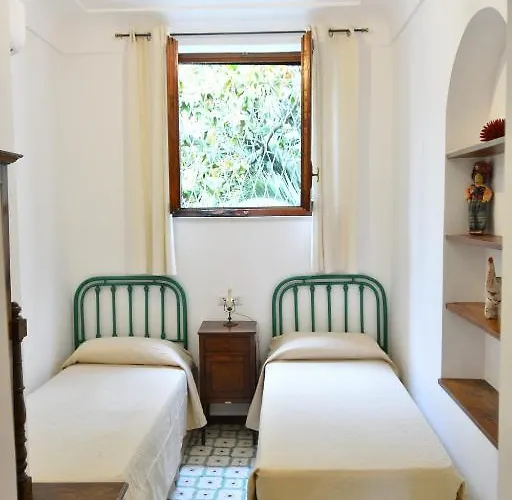 Luna Caprese 公寓 *