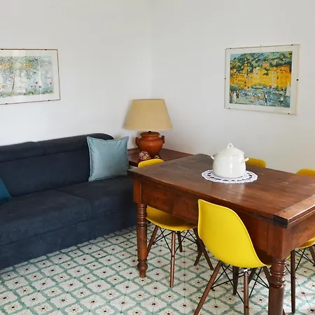 Luna Caprese Apartment