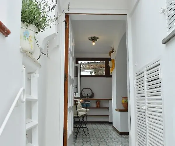 Διαμέρισμα Luna Caprese *